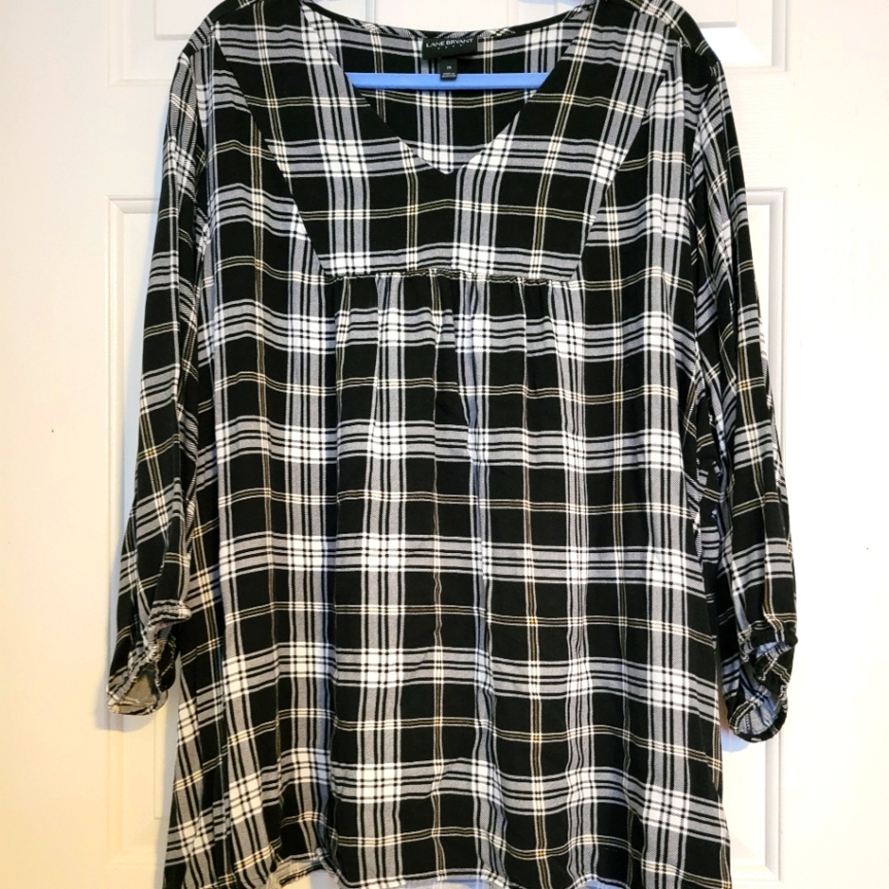 Lane Bryant Black/white Buffalo plaid blouse, sz 28